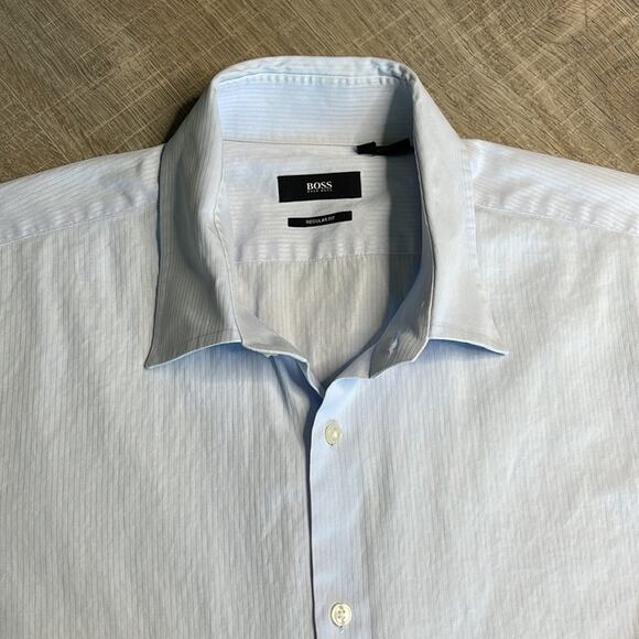 HUGO BOSS Light Blue Regular Fit Button Front Dress Shirt Men’s Size 17.5 Neck - Picture 4 of 9